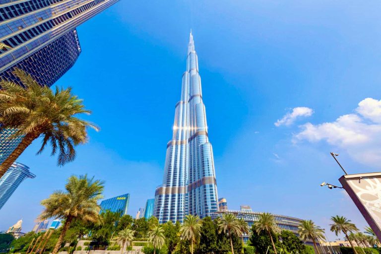 Zboruri ieftine în DUBAI și ABU DHABI de la 120€ dus-întors