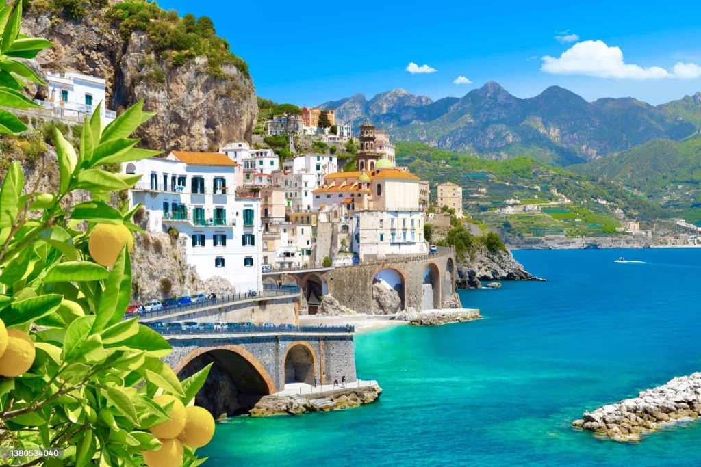 Amalfi, Napoli