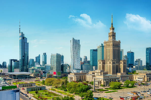 Vacanță ieftină în VARȘOVIA 142€ zbor și cazare 4 zile