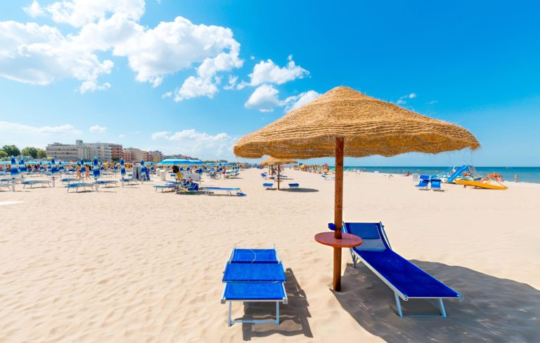 Vacanță ieftină în RIMINI, ITALIA 131€ zbor și cazare + mic dejun 5 zile